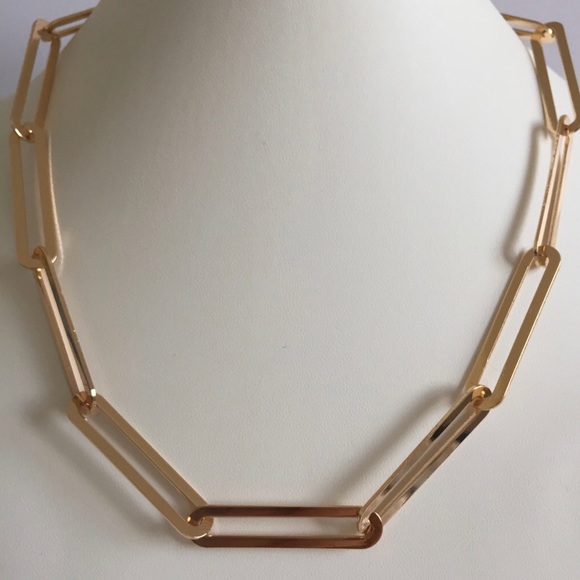 Trendy Gold Link Chain Necklace - Picture 3 of 4